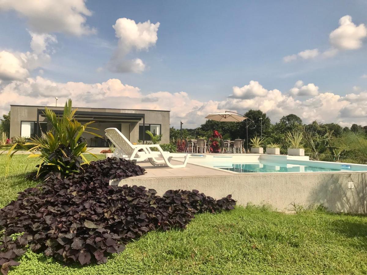 Torcaza Casa De Campo キンバヤ エクステリア 写真